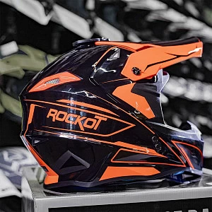 Шлем кроссовый ROCKOT RM-217 Kinetic GL (черн/оранж глянц, S)