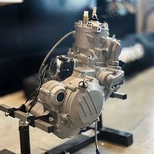 Двигатель Z300 (2Т 300) (жгут проводов, регулятор напряжения, CDI Катушка зажигания, рычаг пп)